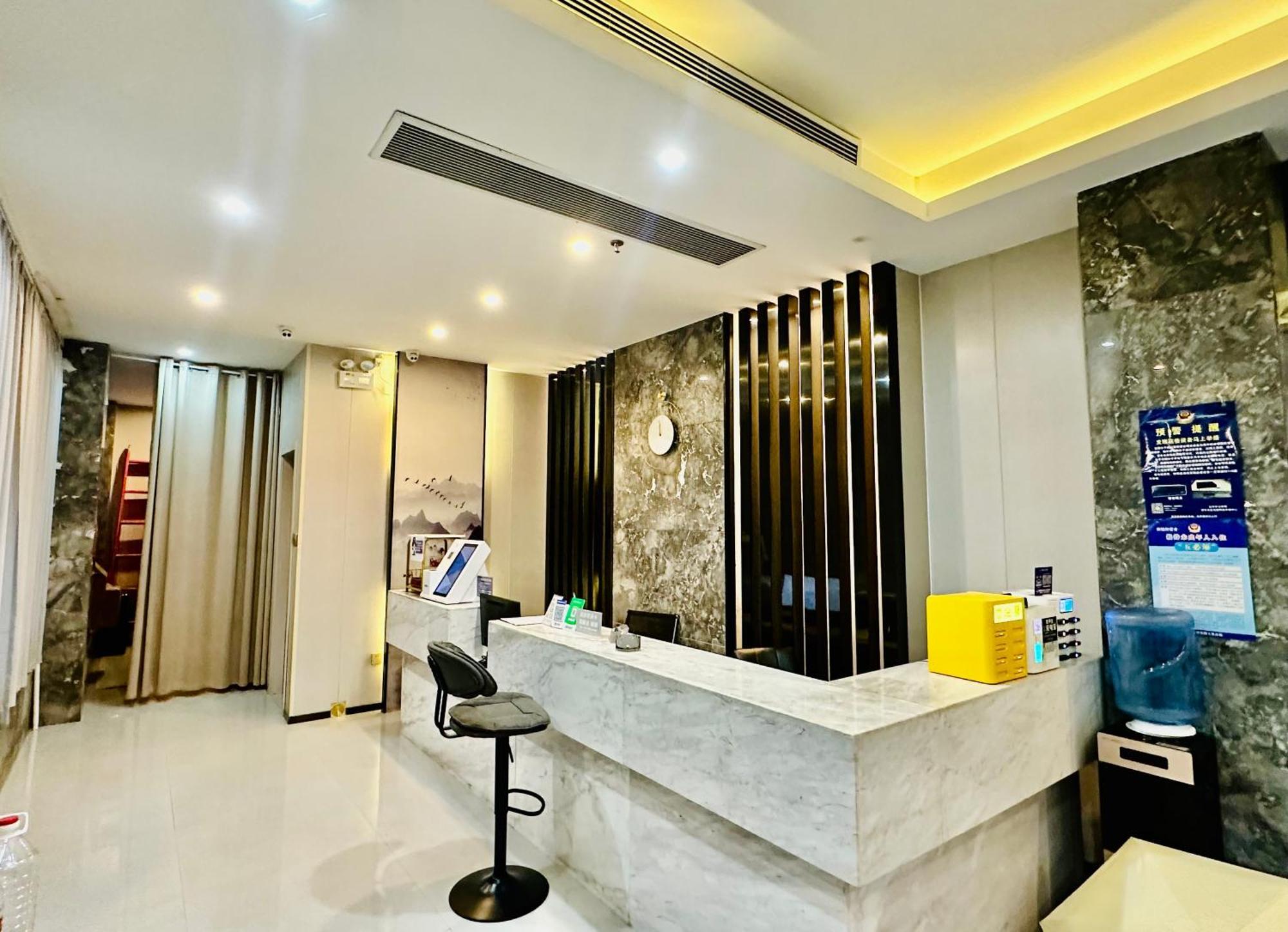 Guilin Tree Hotel Exterior photo