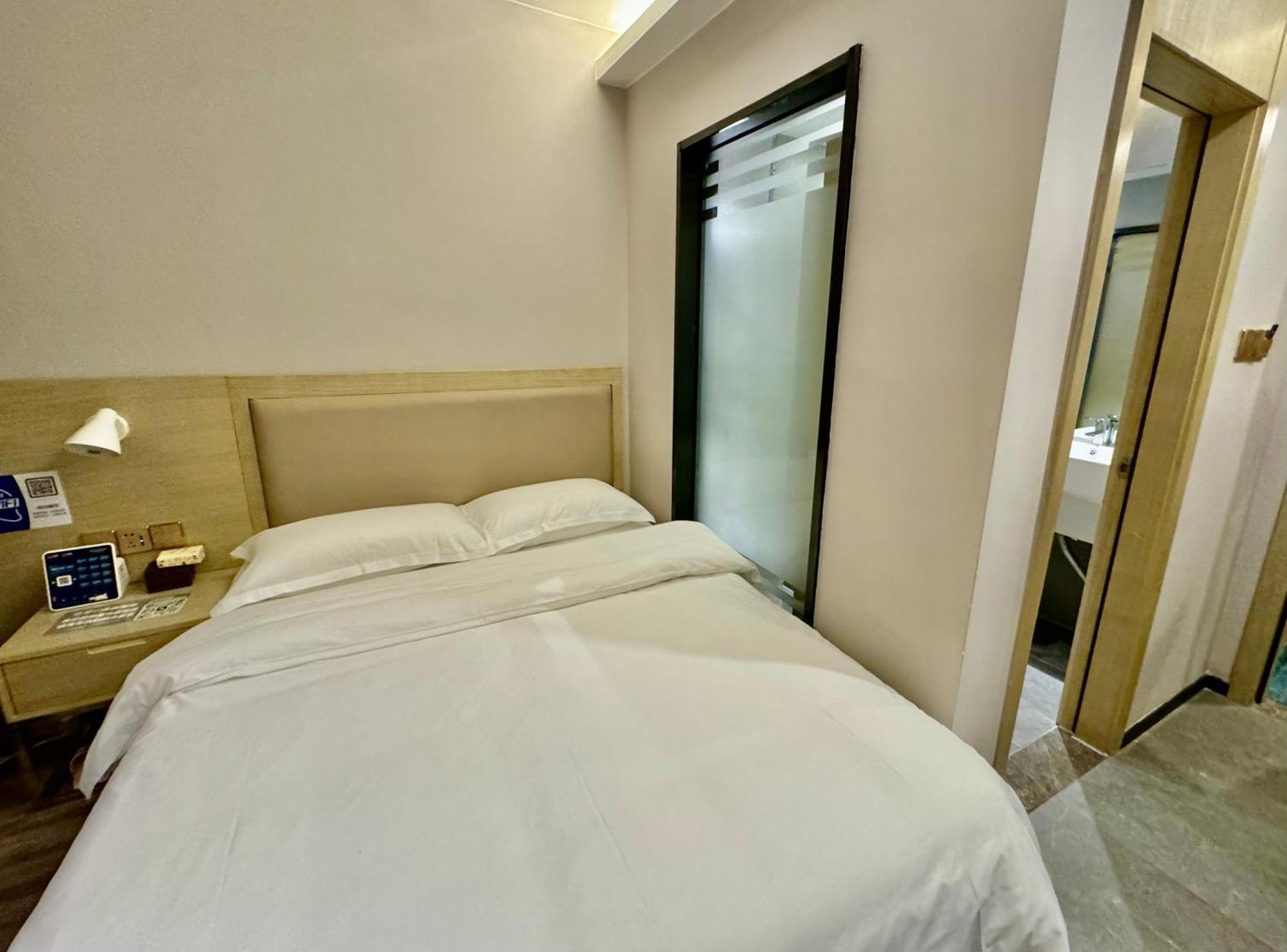 Guilin Tree Hotel Exterior photo